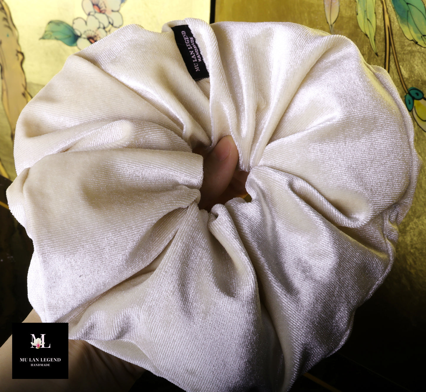 Mu Lan Scrunchie Shaper | Non-Slip Anti-Slip Hair Volumizer | Handmade Under Scarf Shawl Hijab